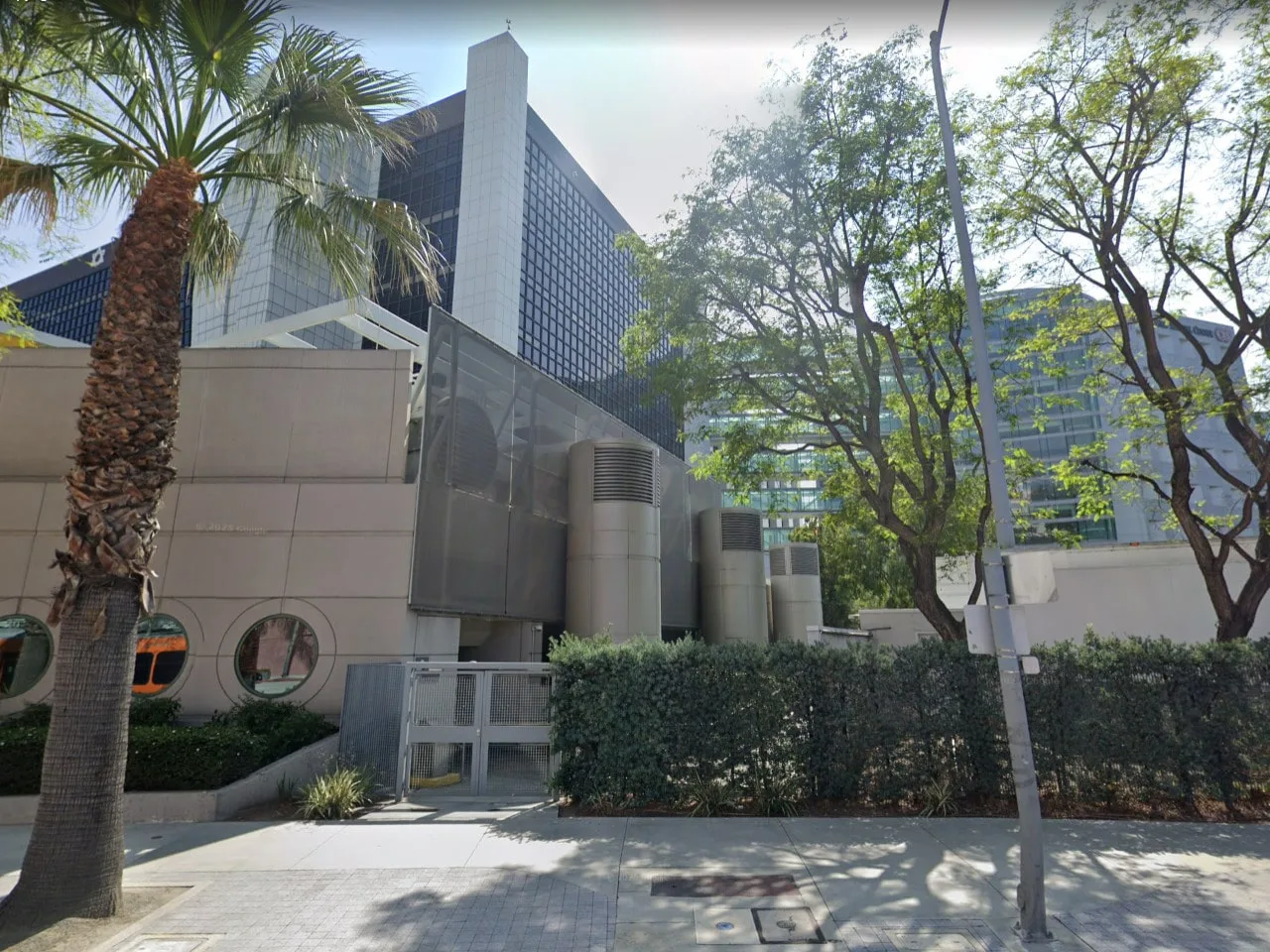 cedars-sinai medical center demolition project - featured
