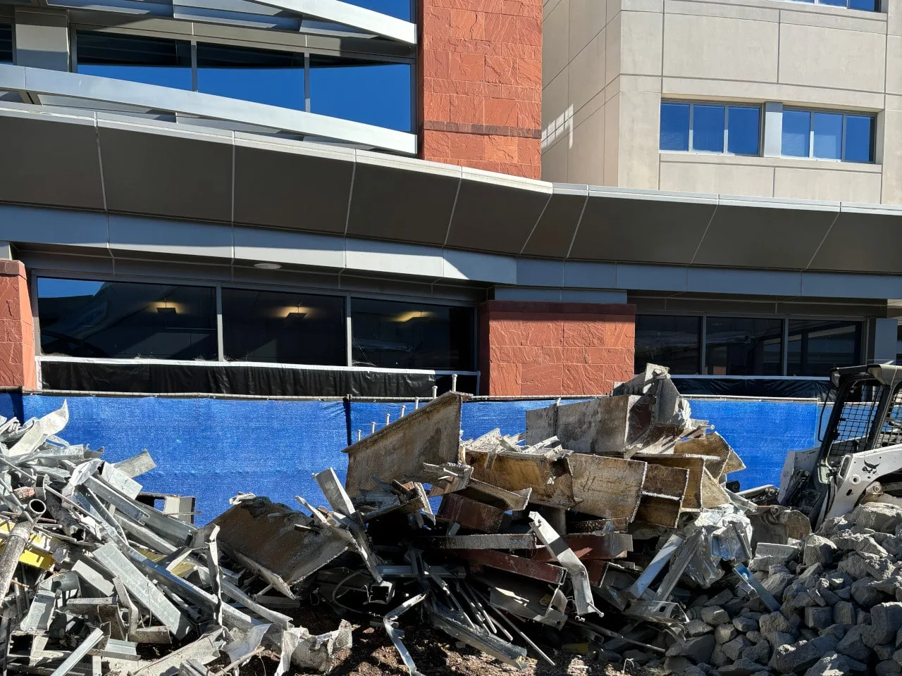 Los Robles Medical Center demolition project by Intracut